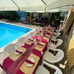 Belvedere Hotel 2*
